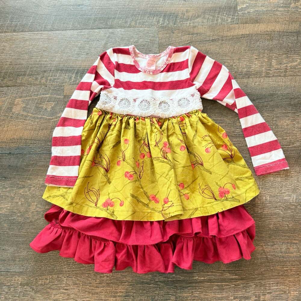 Giggle Moon White as snow dress size 5 girls
